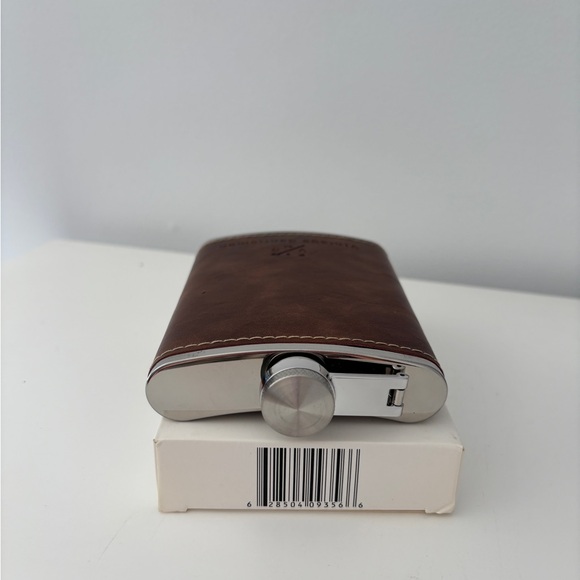 Vintage Gentleman Leather Wrapped Hip Flask - Picture 3 of 5